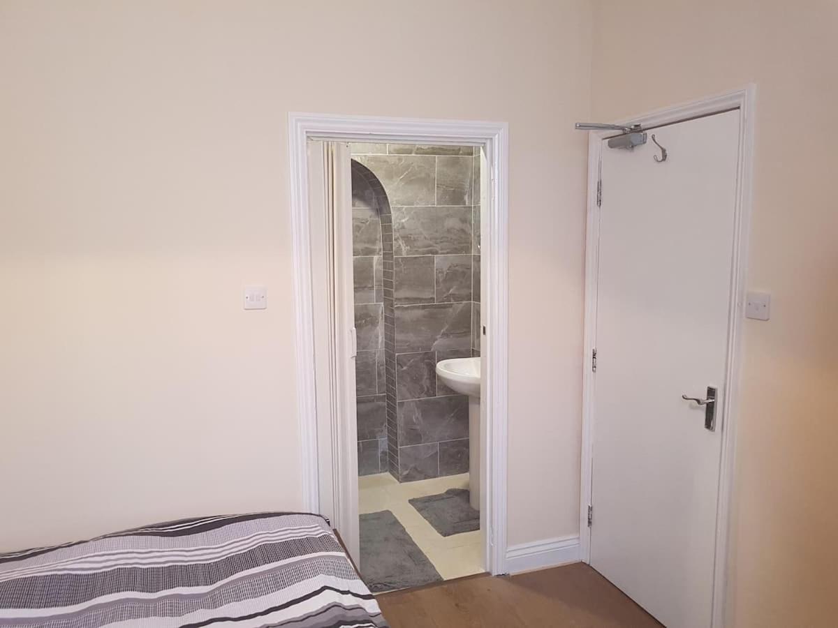 En Suite Bedrooms, Heaton, Newcastle Экстерьер фото